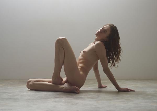 Anya female figure #85