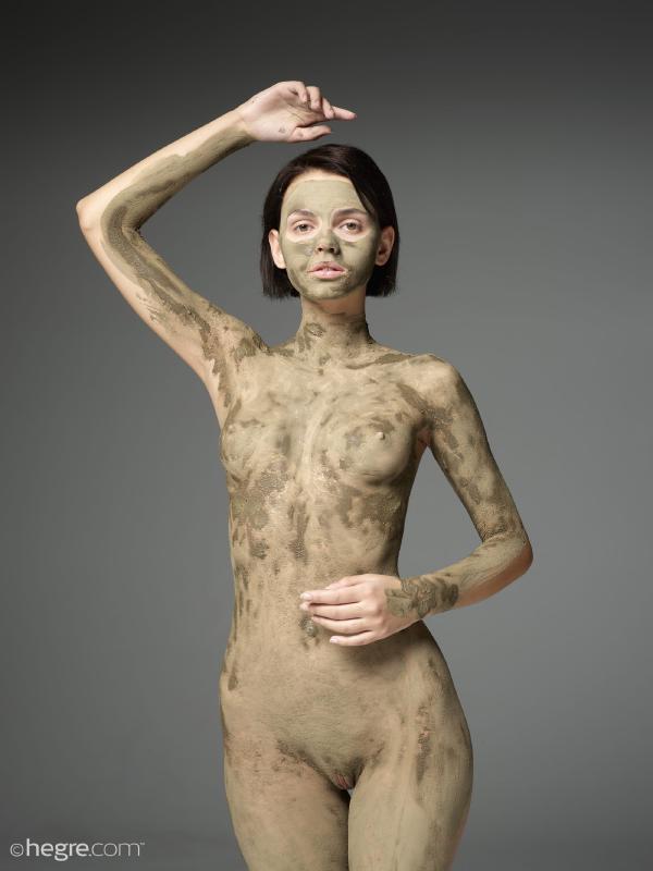 Ariel krop mudder maske #3